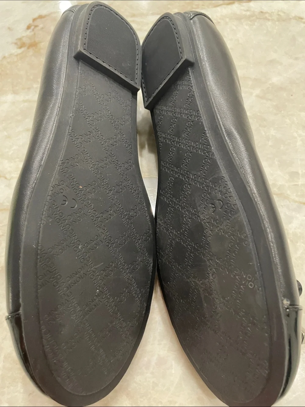 Vionic Minna Ballet Black Patent Toe Flats with Bow